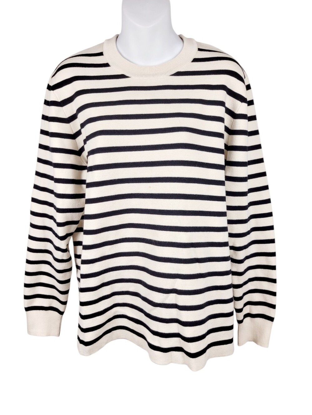 2/$20 L.O.G.G H&M Black & White Crewneck Sweater Top Size: M